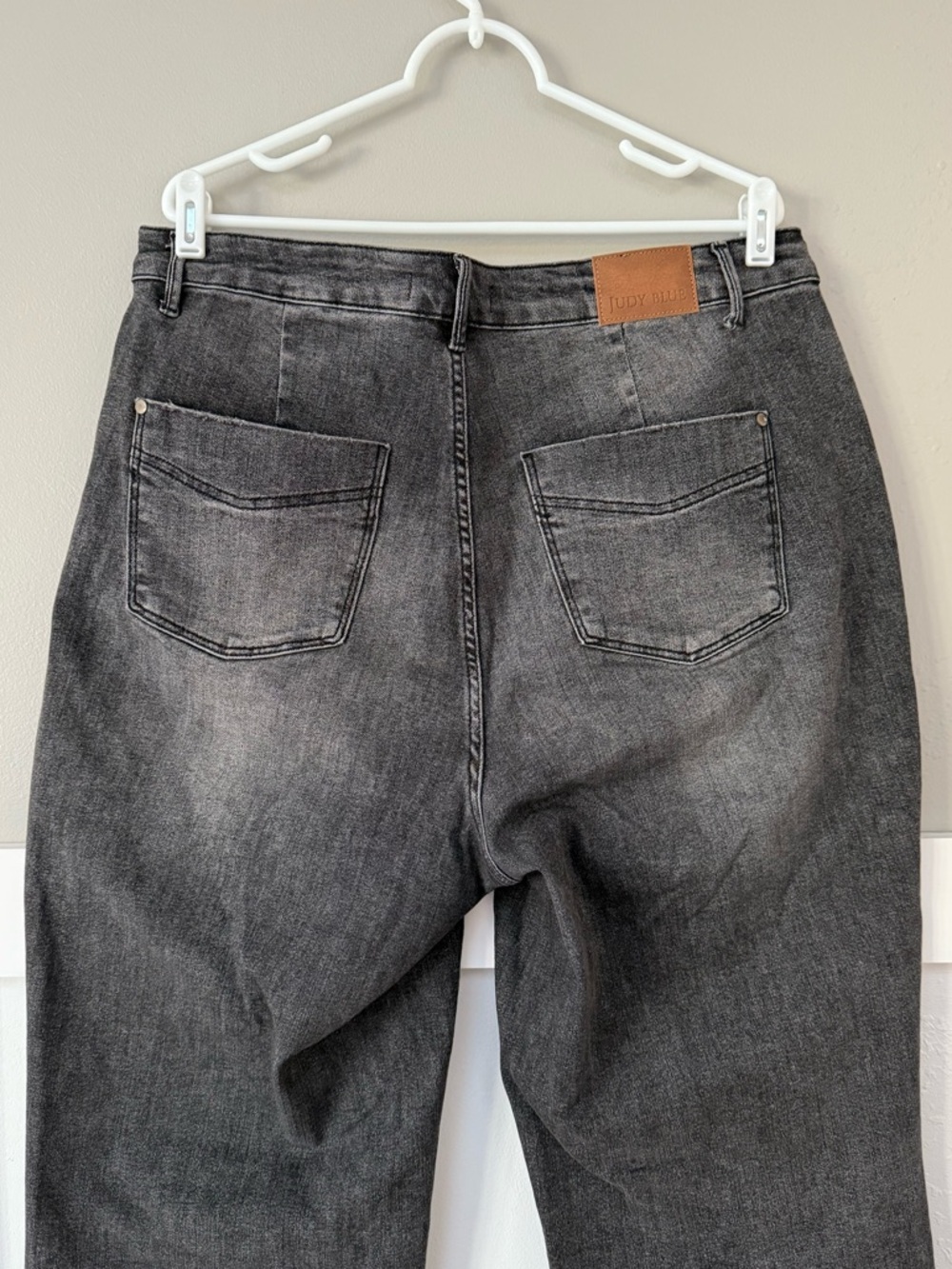 Judy Blue High Rise Wide Leg Crop Jeans - Picture 6 of 9